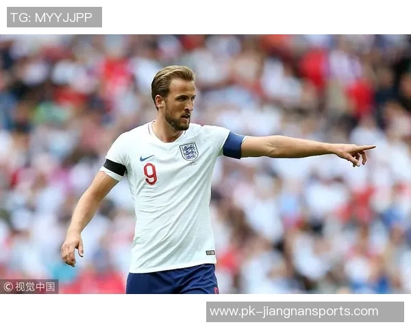 英超足球球星勒的成长历程与赛场辉煌瞬间全景解析 英超足球球星勒的成长历程与赛场辉煌瞬间全景解析