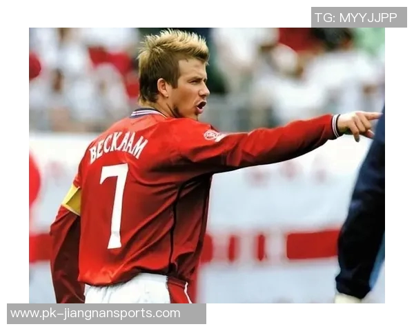 揭开足球场上那些曾因踢爆足球而声名显赫的球星们的风采与传奇 揭开足球场上那些曾因踢爆足球而声名显赫的球星们的风采与传奇